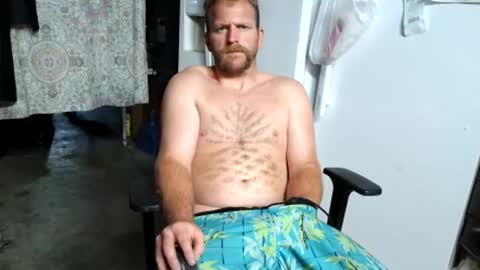 Snapshot of planta722 chatting on March 22, 7:34 am planta722 online show from March 22, 7:34 am