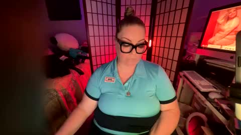 Platinum Puzzy online show from February 5, 5:45 am