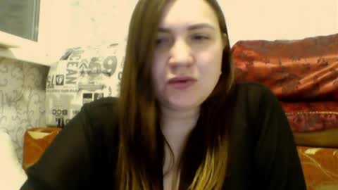 Snapshot of play_with_fire_ chatting on April 6, 10:27 am play_with_fire_ online show from April 6, 10:27 am