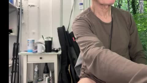 Snapshot of playdayfunshow chatting on March 6, 6:37 pm STC online show from March 6, 6:37 pm