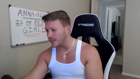 Player online show from May 16, 8:07 pm