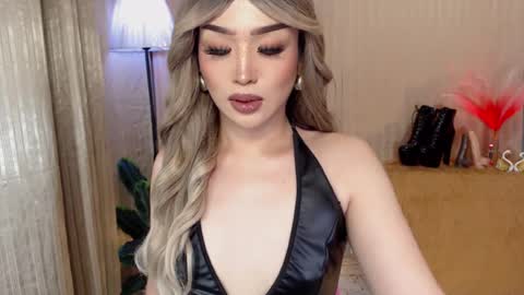 Snapshot of playful_angel1598 chatting on June 23, 1:03 am ARA online show from June 23, 1:03 am
