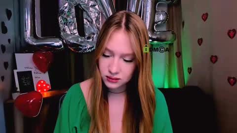 Snapshot of playful_sophie chatting on February 14, 10:17 am Sophie online show from February 14, 10:17 am