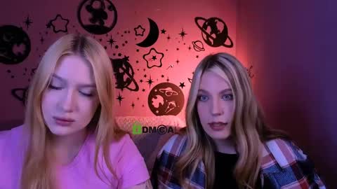 Sophie online show from May 15, 7:10 pm