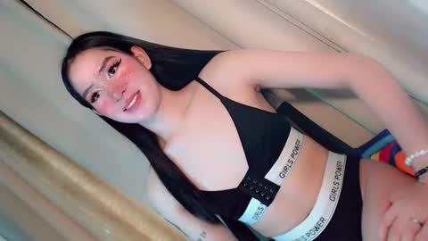 Snapshot of playfulcock69_kate chatting on November 9, 1:26 am kate online show from November 9, 1:26 am