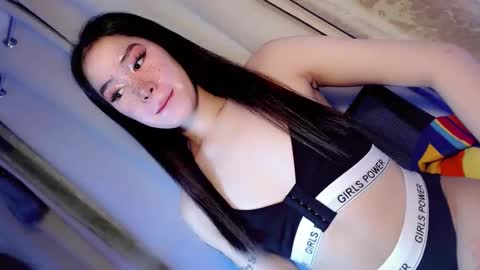 Snapshot of playfulcock69_kate chatting on November 16, 10:59 pm kate online show from November 16, 10:59 pm