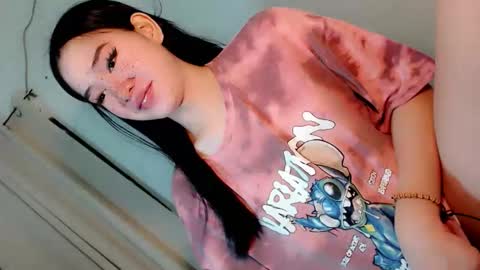 Snapshot of playfulcock69_kate chatting on December 22, 1:13 am kate online show from December 22, 1:13 am