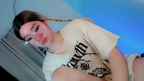 Snapshot of playfulcock69_kate chatting on February 1, 11:58 pm kate online show from February 1, 11:58 pm