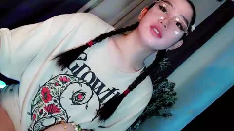 Snapshot of playfulcock69_kate chatting on April 4, 2:54 am kate online show from April 4, 2:54 am