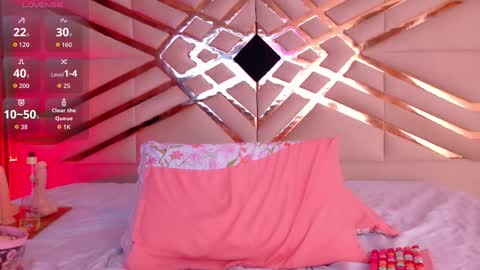 Scarlett  online show from October 7, 9:12 pm