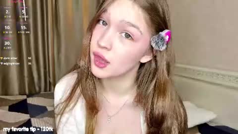 Melly online show from July 6, 3:03 pm