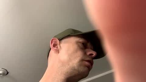 Snapshot of playfulpainter chatting on March 23, 7:18 pm playfulpainter online show from March 23, 7:18 pm