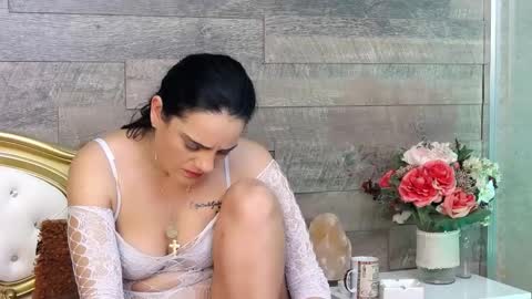 Snapshot of playfulsamy chatting on December 3, 11:22 am PlayfulSamy online show from December 3, 11:22 am