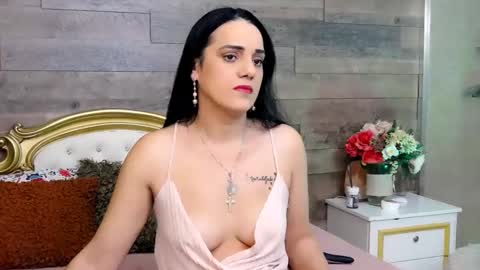 Snapshot of playfulsamy chatting on February 5, 7:50 am PlayfulSamy online show from February 5, 7:50 am