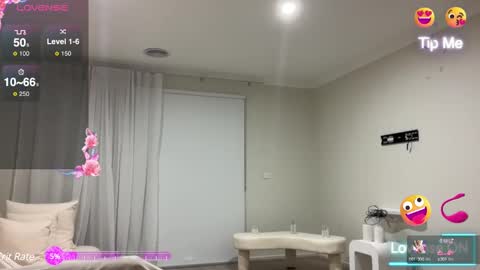 Snapshot of playgirlpetite chatting on March 12, 1:40 pm hornypetitegirl online show from March 12, 1:40 pm
