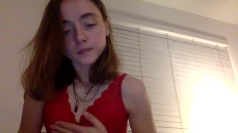 Snapshot of playgorl chatting on December 7, 3:25 am playgorl online show from December 7, 3:25 am