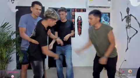   online show from October 12, 11:15 pm