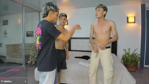   online show from November 29, 11:19 pm