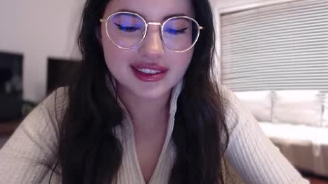 Mary online show from December 16, 9:42 pm