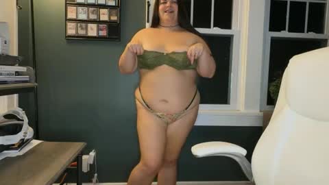 Snapshot of playwithbrittany chatting on November 18, 11:15 pm playwithbrittany online show from November 18, 11:15 pm