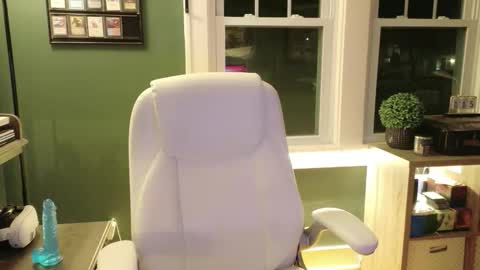 Snapshot of playwithbrittany chatting on December 14, 12:38 am playwithbrittany online show from December 14, 12:38 am