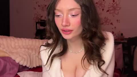 PlayfulDoll online show from May 4, 12:39 am