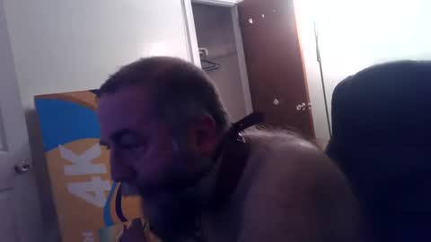 Snapshot of pleasurepuppt chatting on December 28, 2:22 am pleasurepuppt online show from December 28, 2:22 am