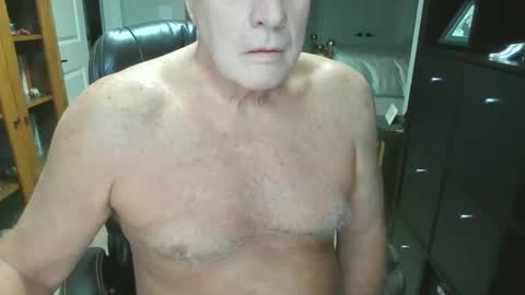 Snapshot of pleeeezeher chatting on January 12, 8:03 pm pleeeezeher online show from January 12, 8:03 pm