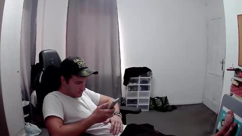 plkrisztian online show from October 9, 2:59 pm