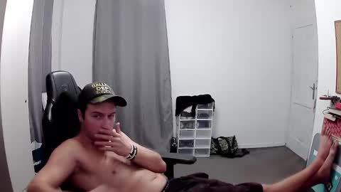 plkrisztian online show from October 12, 6:29 pm