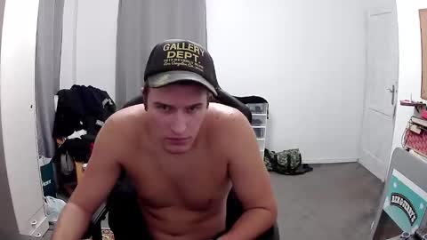 plkrisztian online show from October 19, 9:37 pm