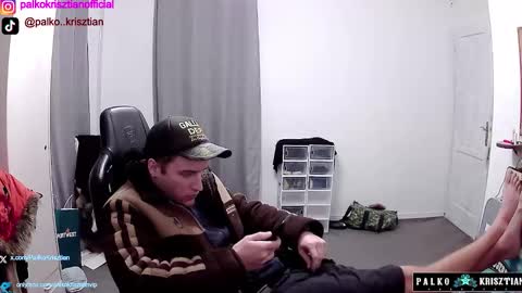 plkrisztian online show from January 18, 8:12 pm