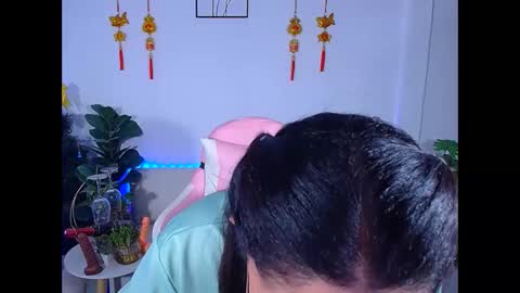 Ploysai online show from March 13, 6:31 am