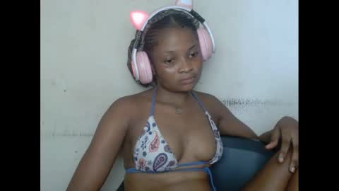 plumnjuicyx online show from March 1, 10:13 am