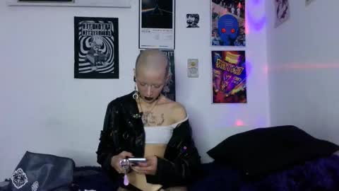    online show from February 12, 2:06 am