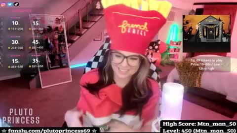 Pluto Princess online show from October 5, 4:00 am