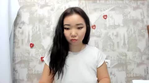 Snapshot of pocahontas654 chatting on December 12, 12:22 pm Erica online show from December 12, 12:22 pm