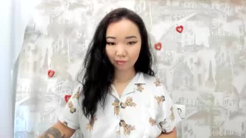 Snapshot of pocahontas654 chatting on December 18, 8:09 am Erica online show from December 18, 8:09 am