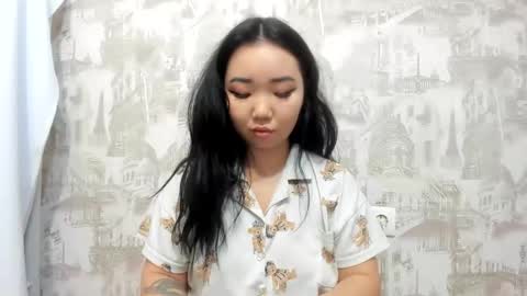 Snapshot of pocahontas654 chatting on January 20, 3:18 pm Erica online show from January 20, 3:18 pm