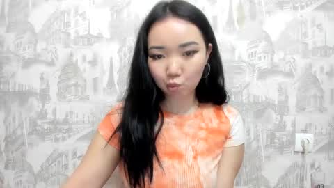 Snapshot of pocahontas654 chatting on February 27, 12:56 pm Erica online show from February 27, 12:56 pm