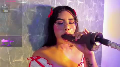 pocahonta online show from July 26, 2:42 am