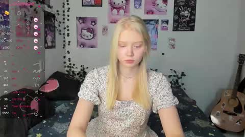Snapshot of pocet_barbie chatting on January 30, 3:22 am Mary online show from January 30, 3:22 am
