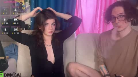 Snapshot of pocket_lovers chatting on March 5, 9:49 am Cute Sofia and Handsome Richy online show from March 5, 9:49 am