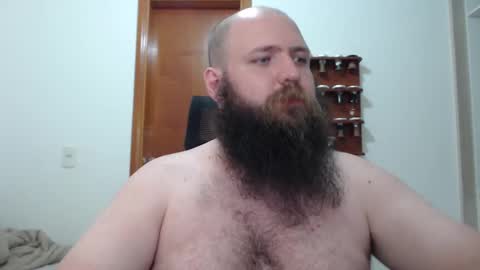 Snapshot of polar_bear91 chatting on February 16, 2:09 am Bear online show from February 16, 2:09 am