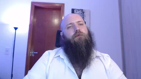 Snapshot of polar_bear91 chatting on February 20, 5:33 am Bear online show from February 20, 5:33 am