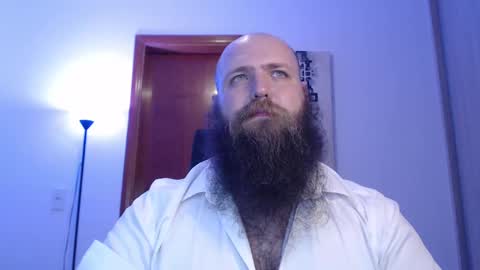 Snapshot of polar_bear91 chatting on February 21, 8:18 am Bear online show from February 21, 8:18 am