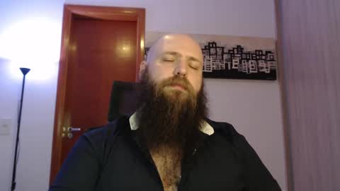 Snapshot of polar_bear91 chatting on March 1, 1:11 am Bear online show from March 1, 1:11 am