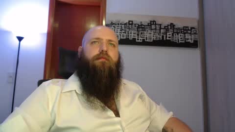 Snapshot of polar_bear91 chatting on March 2, 3:34 am Bear online show from March 2, 3:34 am