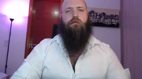 Snapshot of polar_bear91 chatting on March 4, 5:11 am Bear online show from March 4, 5:11 am