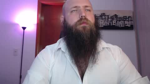 Snapshot of polar_bear91 chatting on March 5, 2:14 am Bear online show from March 5, 2:14 am